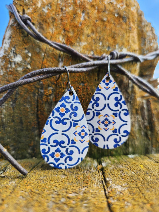 Greek Tile Teardrops